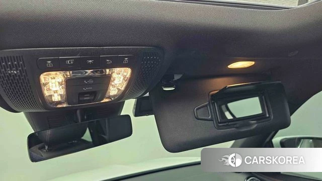Mercedes-Benz GLB-Class X247 2025 Белый из Кореи, фото 4