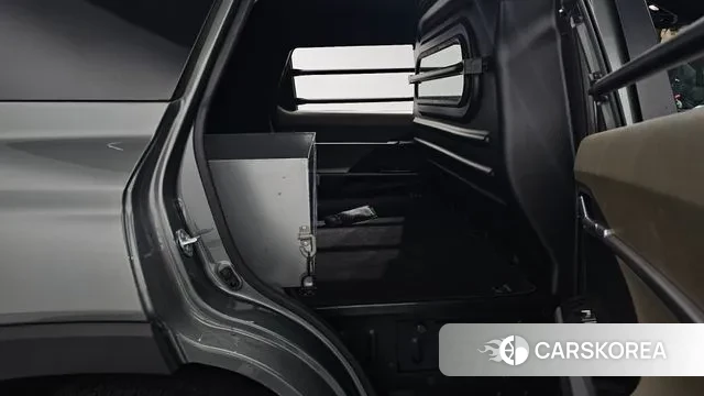 Ssangyong Torres 2023 Серый из Кореи, фото 4