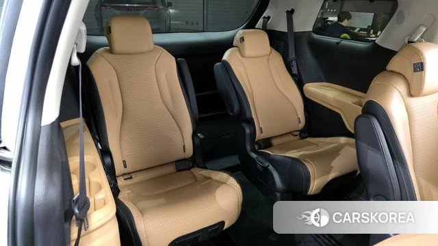 Kia Carnival 4th generation 2023 Белый из Кореи, фото 4