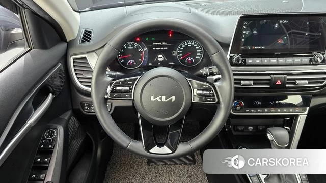 Kia Seltos 2022 Серый из Кореи, фото 4