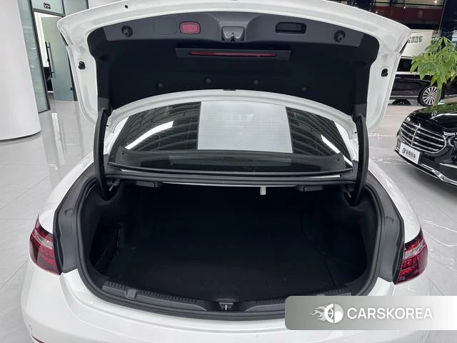 Mercedes-Benz E-class (imported) 2022 Белый из Китая, фото 4