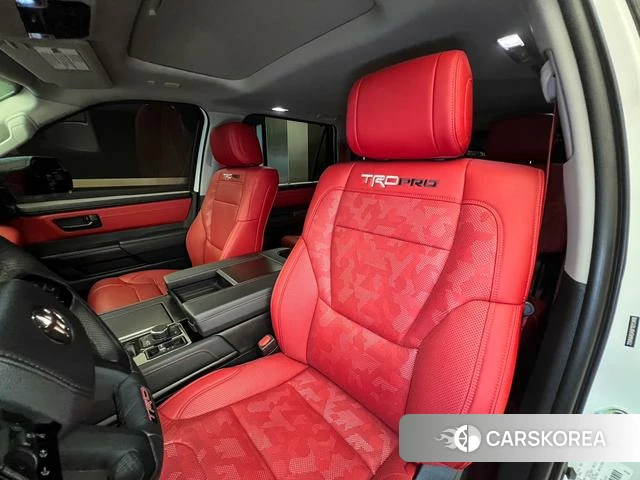 Toyota Sequoia 2023 Белый из Китая, фото 4