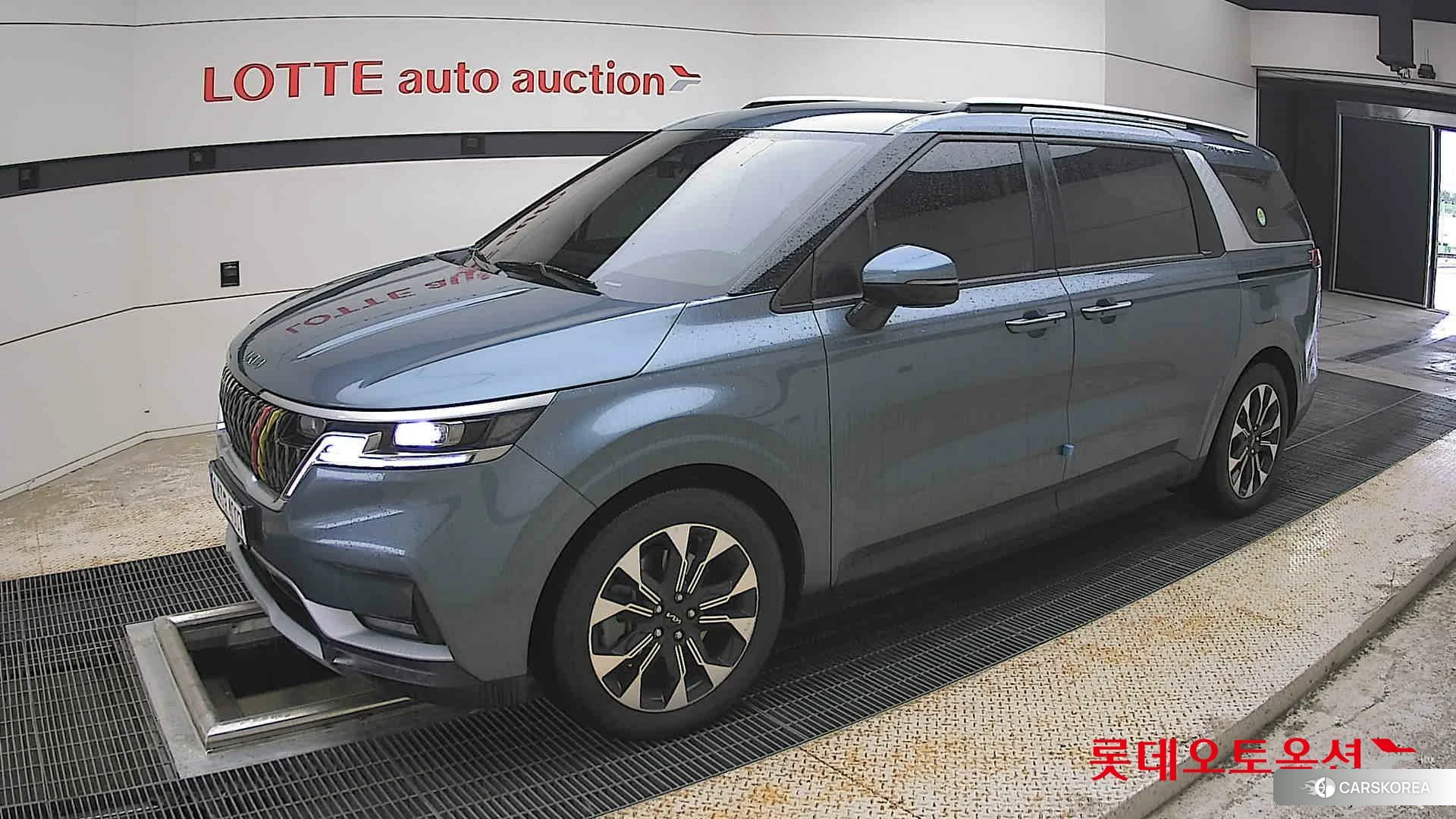 Kia Carnival 2023 Другое из Кореи, фото 4