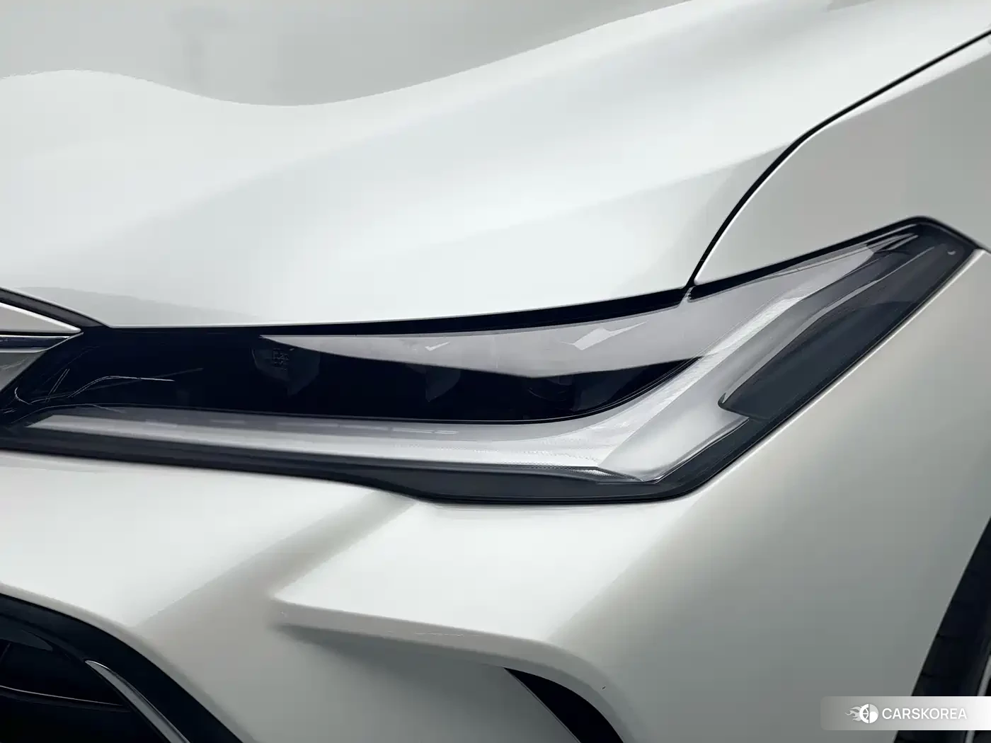 Toyota Avalon 2022 Белый из Китая, фото 4