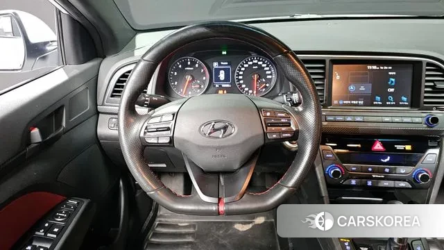 Hyundai Avante AD 2018 Белый из Кореи, фото 4
