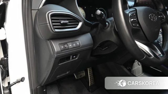 Hyundai The New Santa Fe 2021 Белый из Кореи, фото 4