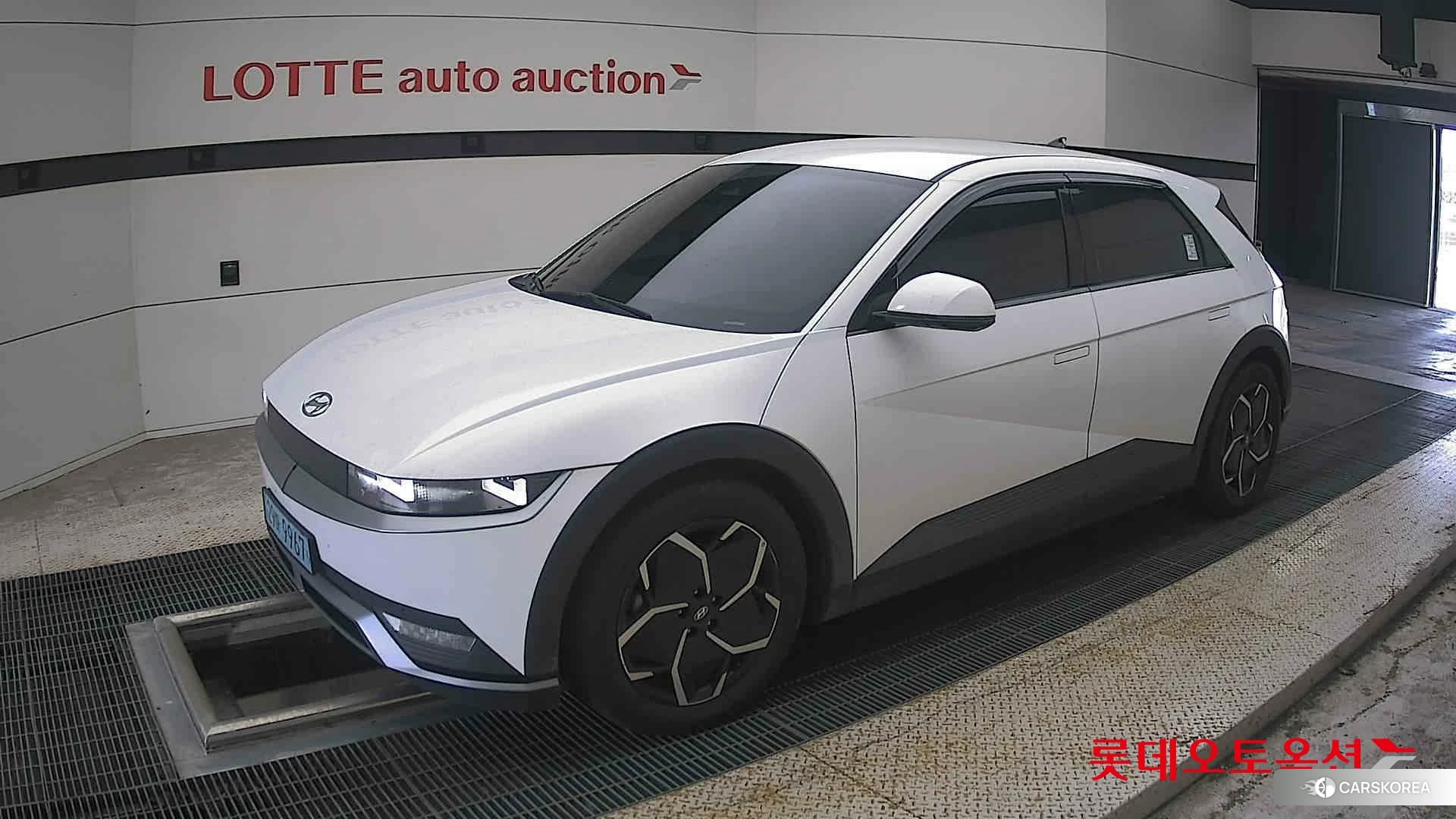 Hyundai IONIQ 5 2022 Atlas White из Кореи, фото 4