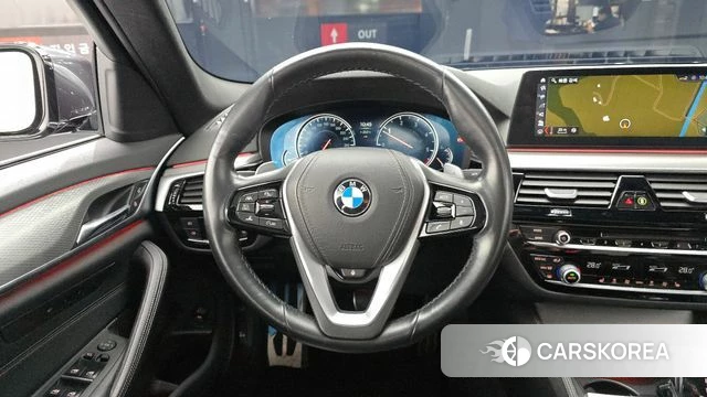 BMW 5 Series (G30) 2018 Серый из Кореи, фото 4