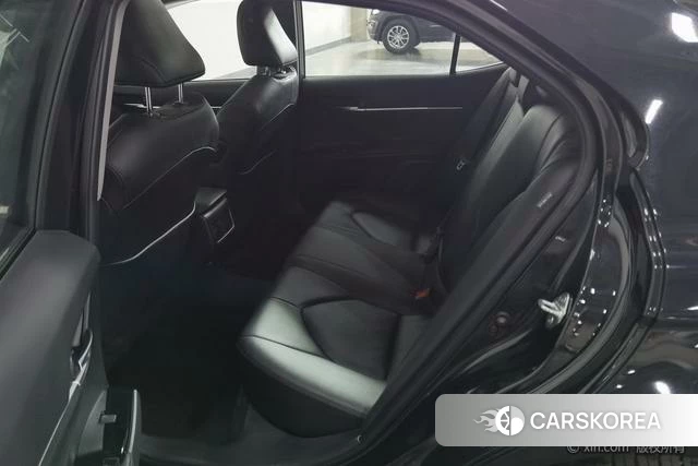 Toyota Camry 2023 Черный из Китая, фото 4