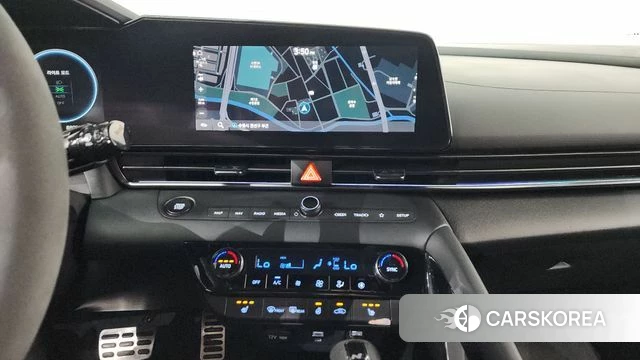 Hyundai Avante (CN7) 2021 Серебристо-серый из Кореи, фото 4