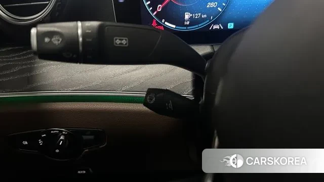 Mercedes-Benz E-Class W213 2022 Белый из Кореи, фото 4