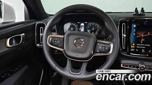 Volvo XC40 2022 Белый из Кореи, фото 4