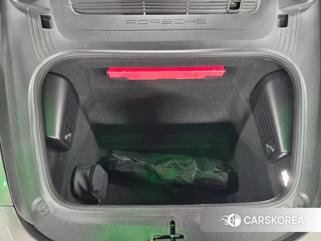 Porsche 718 Boxster 2018 Серый из Кореи, фото 4