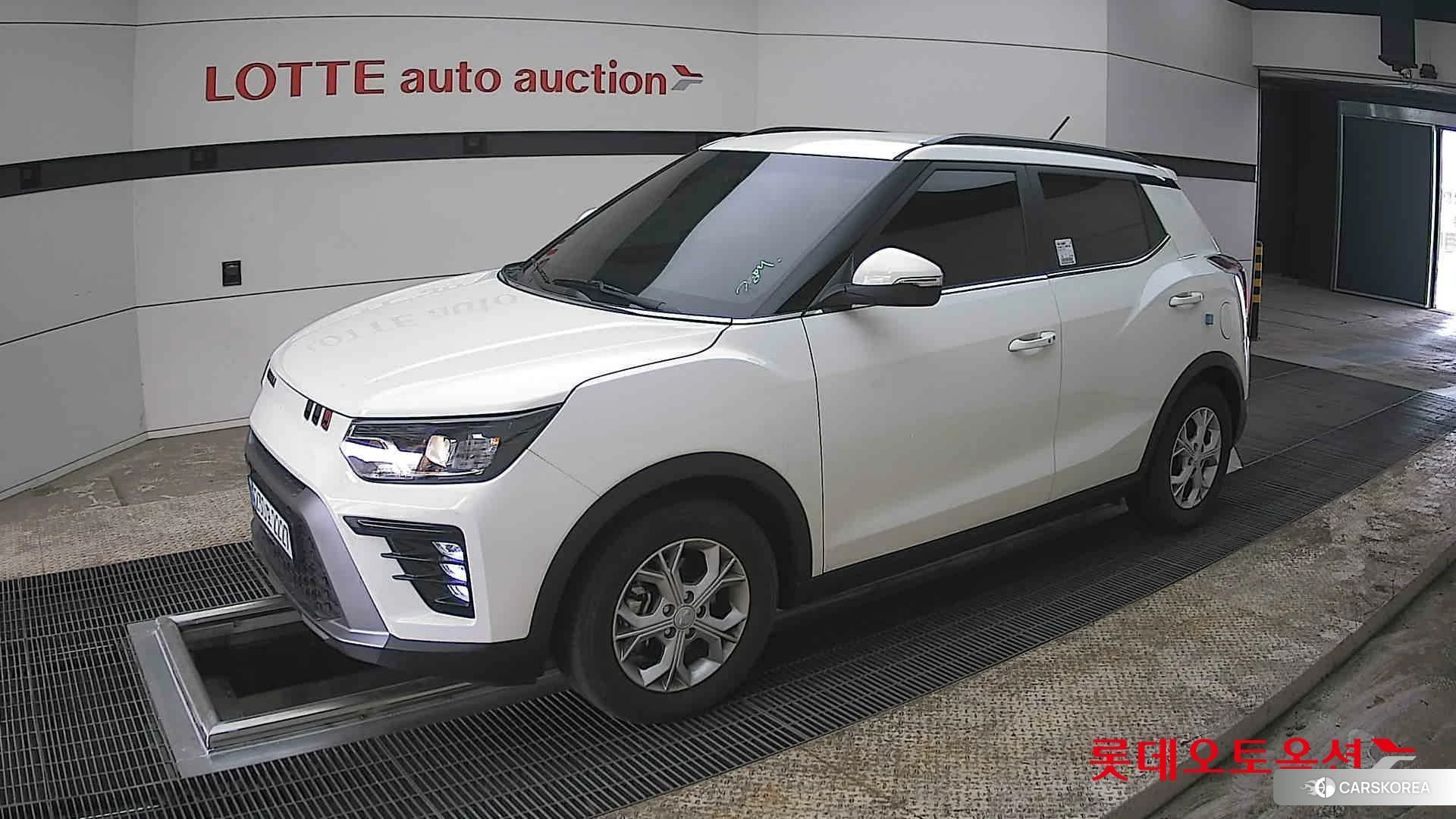SsangYong Tivoli 2025 Grand White из Кореи, фото 4