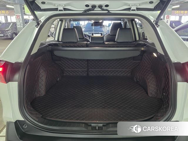 Toyota RAV4 5th Generation 2024 Белый из Кореи, фото 4