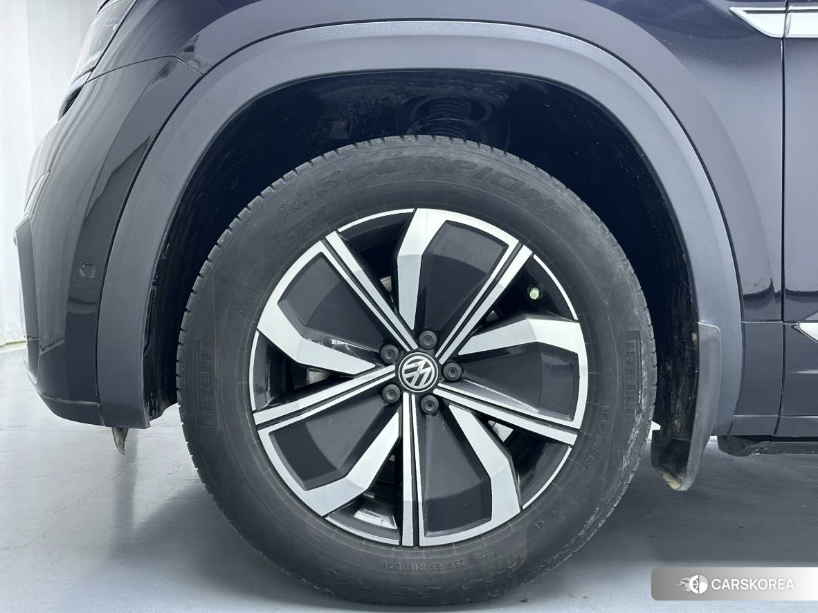 Volkswagen Tourang 2020 Черный из Китая, фото 4