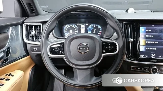 Volvo V90 Cross-Country 2018 Белый из Кореи, фото 4