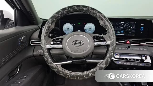 Hyundai Avante (CN7) 2023 Белый из Кореи, фото 4