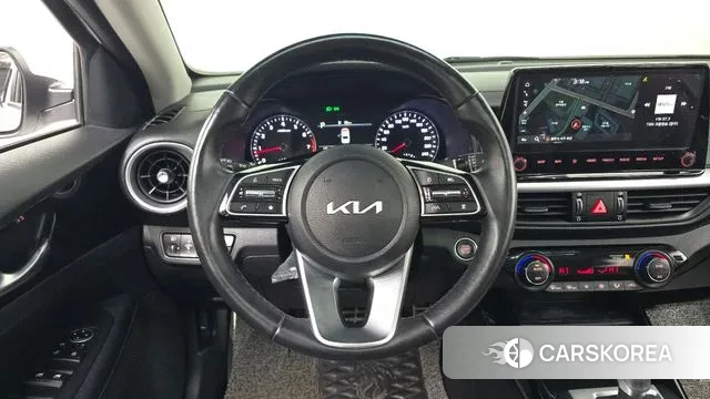Kia The New K3 2nd generation 2022 Белый из Кореи, фото 4