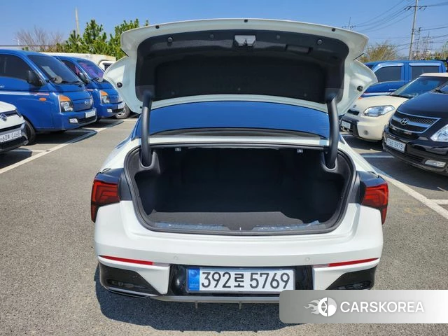 Kia The New K5 3rd generation 2025 Белый из Кореи, фото 4