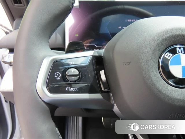 BMW 5 Series (G60) 2025 Белый из Кореи, фото 4