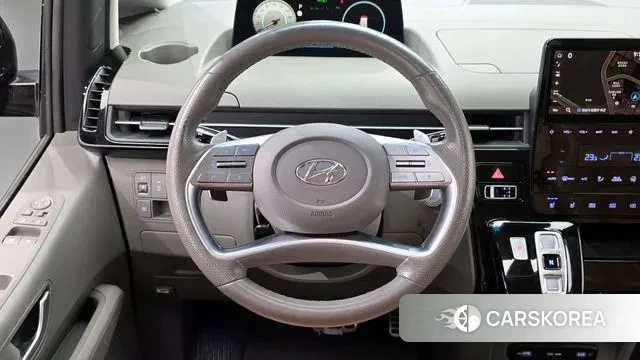 Hyundai Staria 2023 Черный из Кореи, фото 4