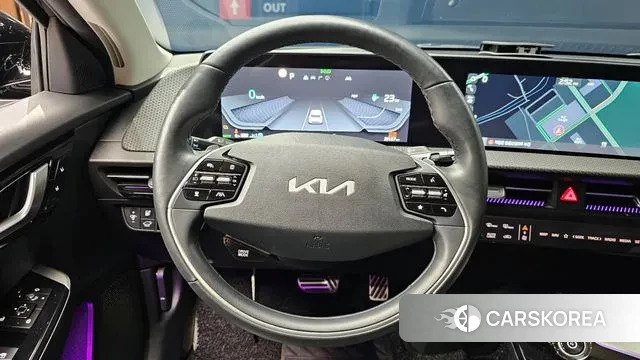 Kia EV6 2023 Черный из Кореи, фото 4