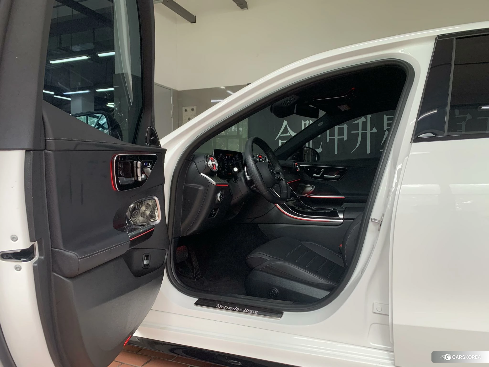 Mercedes-Benz Class C 2024 Белый из Китая, фото 4