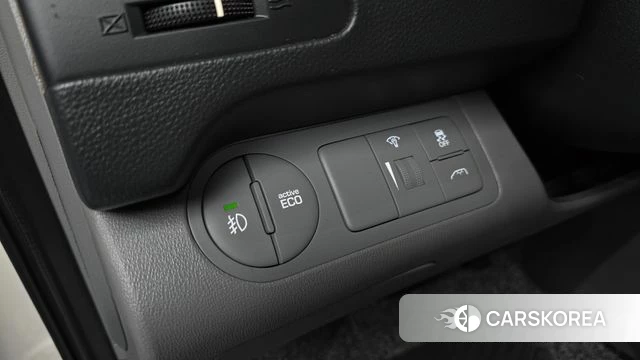 Hyundai The New Grand Starex 2018 Белый из Кореи, фото 4