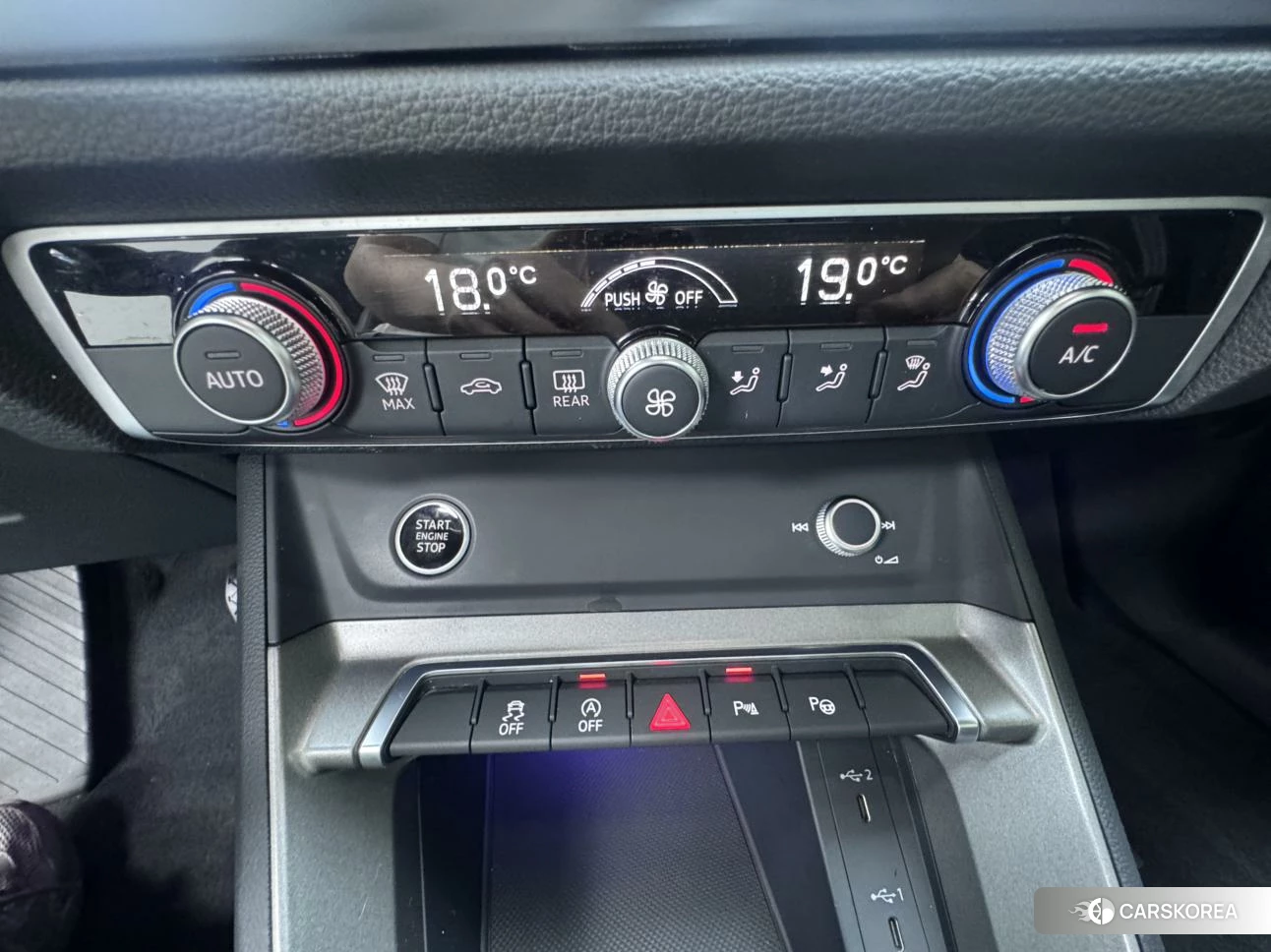 Audi Q3 2020 Серебристо-серый из Китая, фото 4