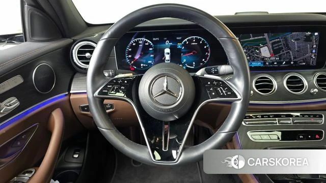 Mercedes-Benz E-Class W213 2022 Белый из Кореи, фото 4