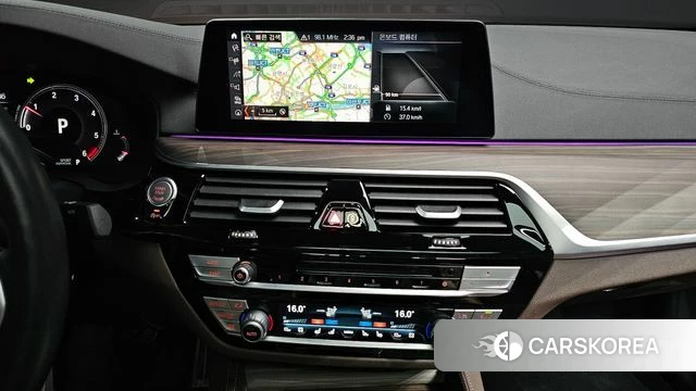 BMW 5 Series (G30) 2019 Серый из Кореи, фото 4