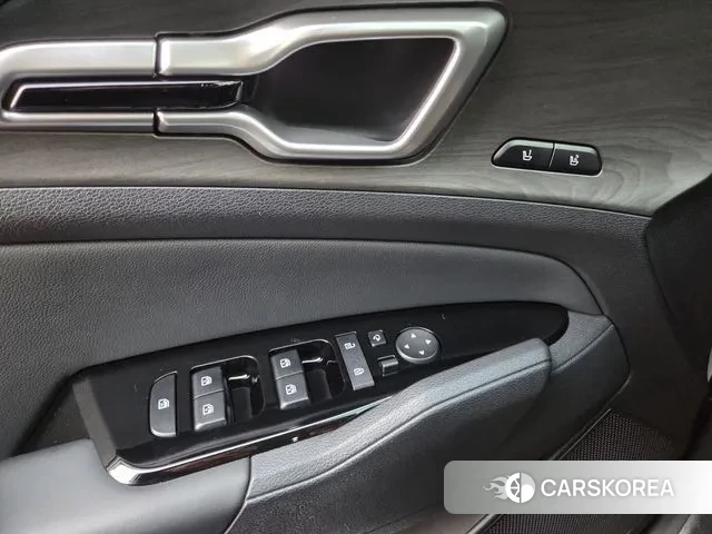 Kia Sportage 5th Generation 2023 Белый из Кореи, фото 4