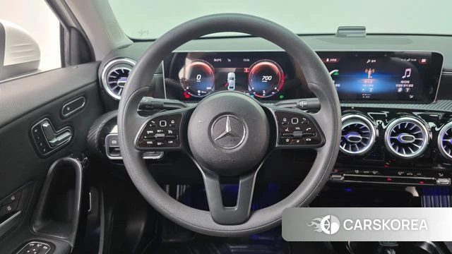 Mercedes-Benz A-Class W177 2020 Белый из Кореи, фото 4