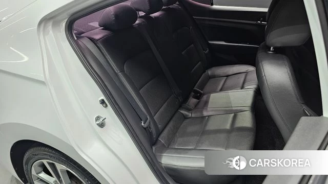 Hyundai Avante AD 2018 Белый из Кореи, фото 4