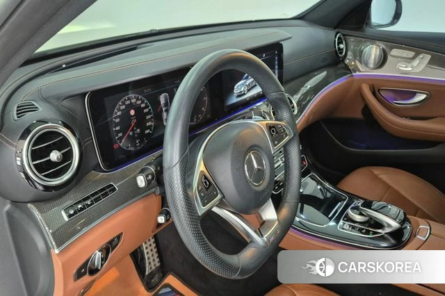 Mercedes-Benz E-Class W213 2018 Белый из Кореи, фото 4