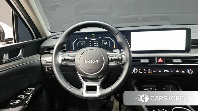 Kia The New K5 3rd generation 2024 Белый из Кореи, фото 4