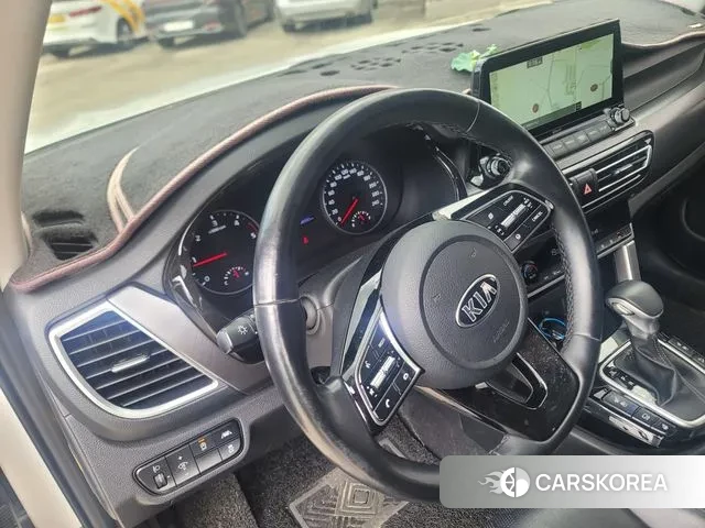 Kia Seltos 2019 Белый из Кореи, фото 4