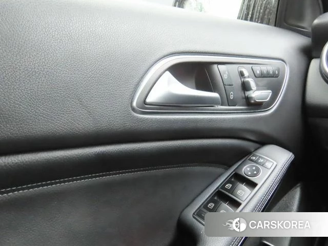 Mercedes-Benz GLA-Class X156 2019 Черный из Кореи, фото 4