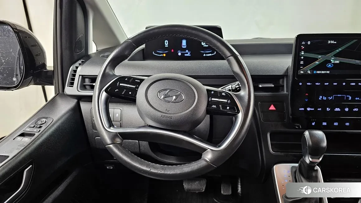 Hyundai Staria 2022 Серебряный из Кореи, фото 4