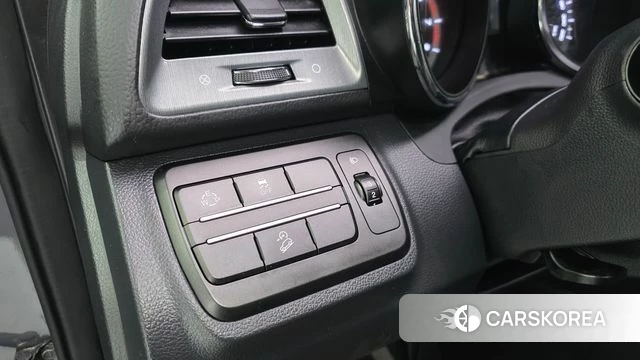 Ssangyong Tivoli Armor 2018 Серый из Кореи, фото 4
