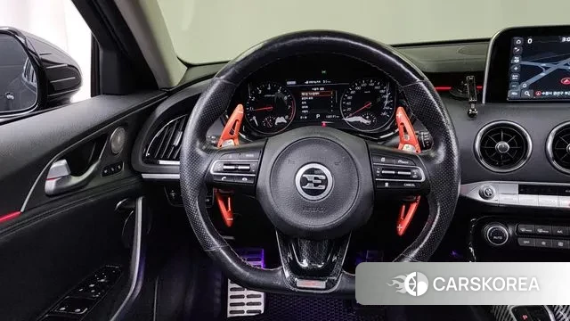 Kia Stinger id 3641810 из Кореи 4