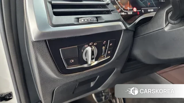 BMW X4 (G02) 2023 Белый из Кореи, фото 4