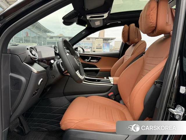 Mercedes-Benz GLC 2024 Черный из Китая, фото 4