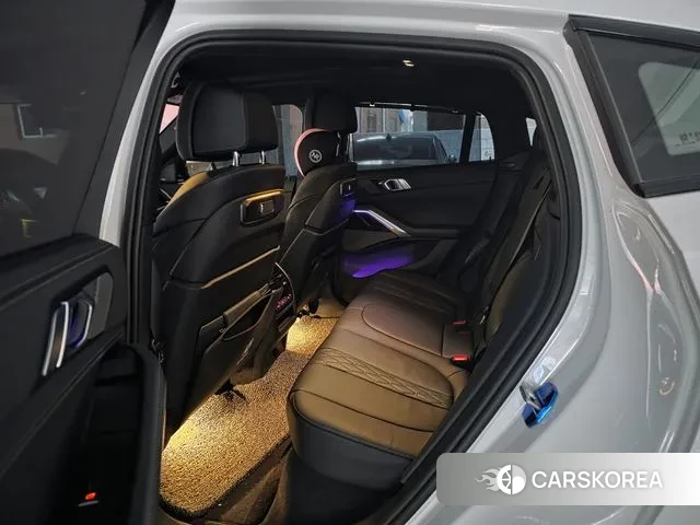 BMW X6 (G06) 2024 Белый из Кореи, фото 4