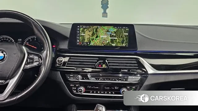 BMW 5 Series (G30) 2018 Черный из Кореи, фото 4