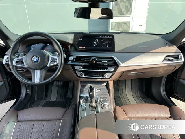 BMW 5 series 2022 Черный из Китая, фото 4