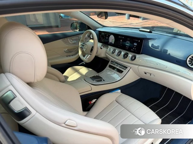 Mercedes-Benz E-Class W213 2021 Черный из Кореи, фото 4