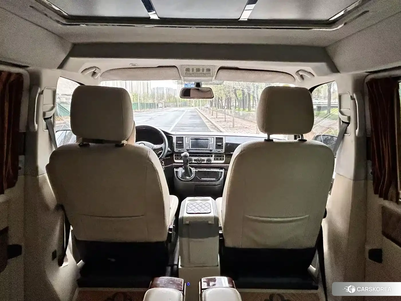 Volkswagen Multivan 2018 Черный из Китая, фото 4