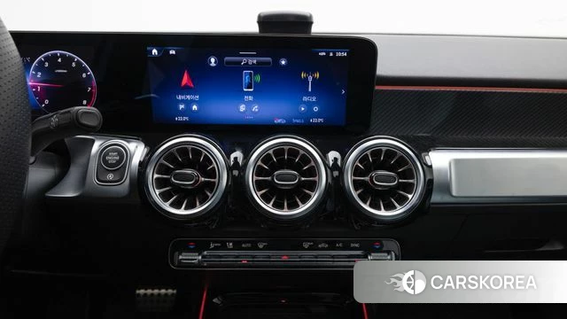 Mercedes-Benz GLB-Class X247 2025 Белый из Кореи, фото 4